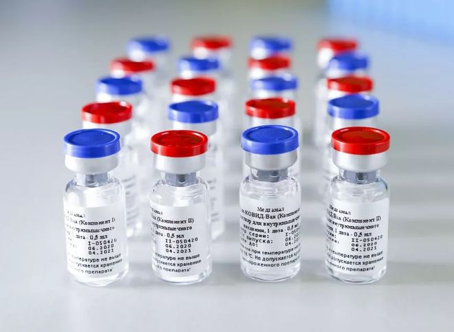 Биолог назвала ключевой недостаток вакцин от COVID-19
