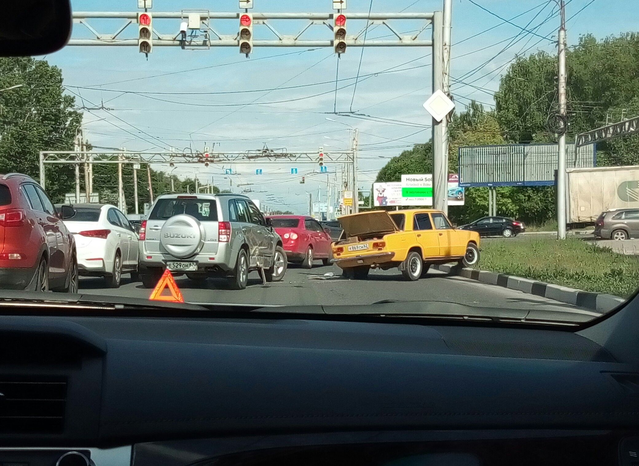 На Московском шоссе Suzuki и «копейка» попали в ДТП