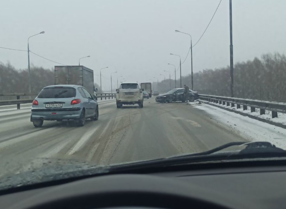 Рязанцы массово попадают в ДТП из-за снегопада