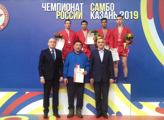 Рязанские полицейские завоевали «серебро» на чемпионате России по самбо