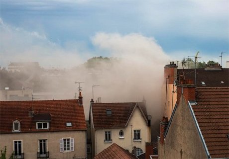 Во французском Дижоне взорвался дом, есть раненые (фото)