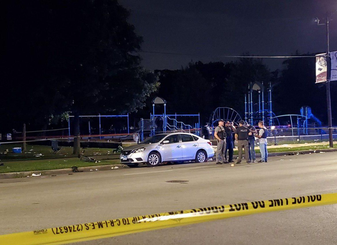 В Чикаго расстреляли людей на детской площадке