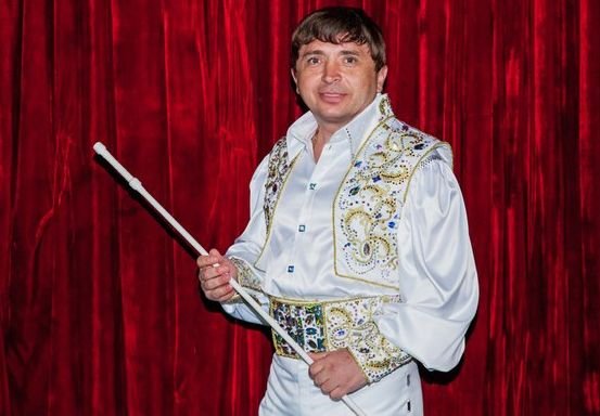 Директор цирка «Корона» Олег Плахтеев