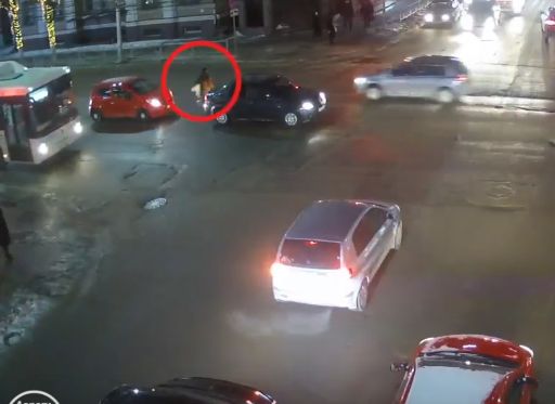 Наезд на человека в центре Рязани попал на видео