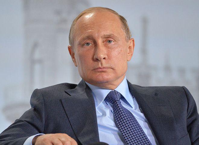 Путин снял с должностей восемь генералов МВД, МЧС и ФСИН