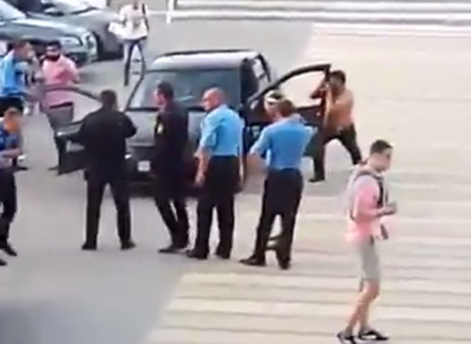 Полиция рассказала подробности драки на парковке ТРЦ «Премьер»