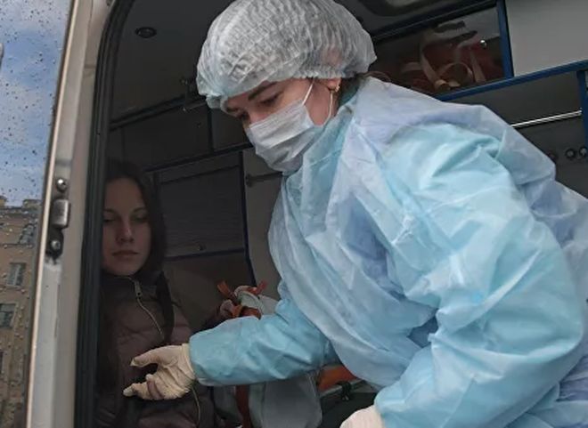 В Петербурге суд вернул в больницу сбежавшую из карантина пациентку