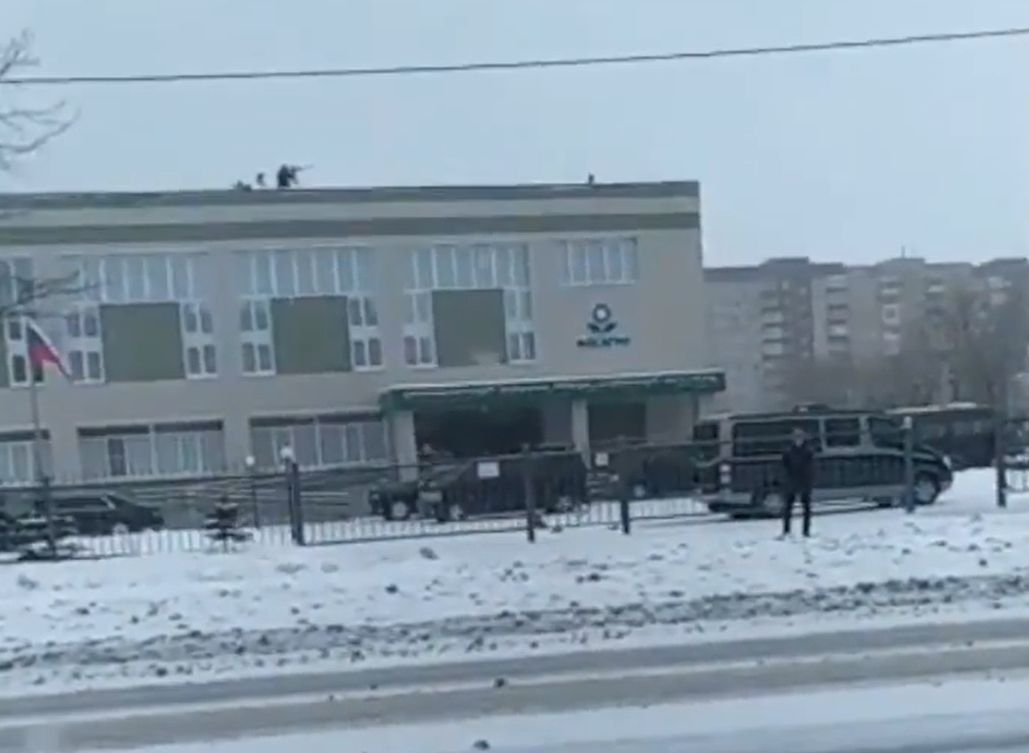 В Череповце заметили снайпера во время «случайной» встречи Путина с народом