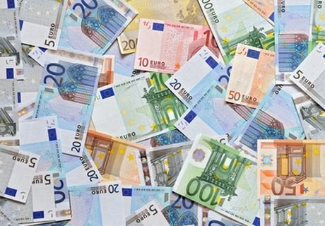 Биржевой курс евро вновь превысил 86 рублей