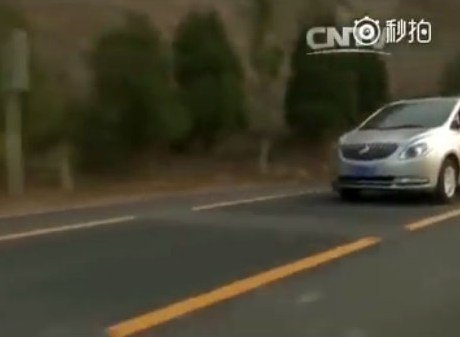 В Китае построили безопасную «поющую» дорогу (видео)