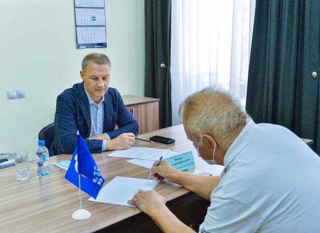 Аркадий Фомин провел личный прием граждан в Шилове