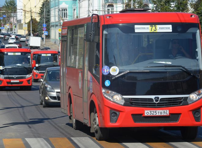 До конца года 11 коммерческих маршрутов в Рязани переведут на автобусы среднего класса