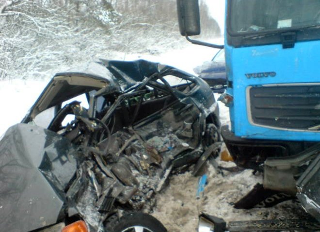 В массовом ДТП с грузовиком в Сасовском районе погиб водитель «четырнадцатой»