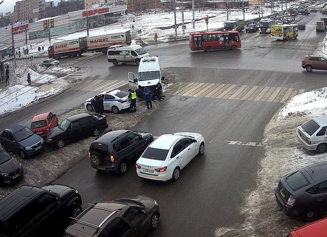 В Рязани произошла массовая авария с участием «скорой»