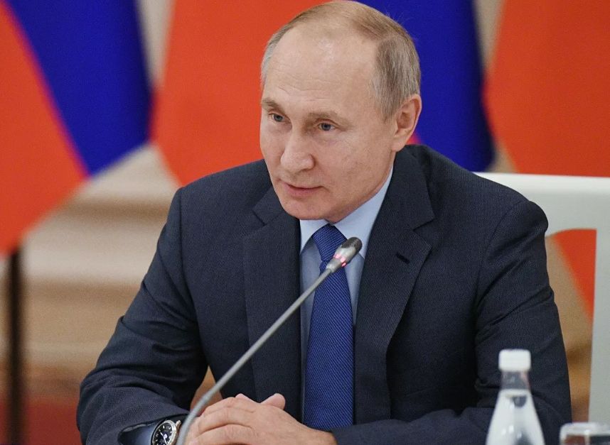 Путин подписал закон о предустановке отечественного ПО на продаваемые гаджеты