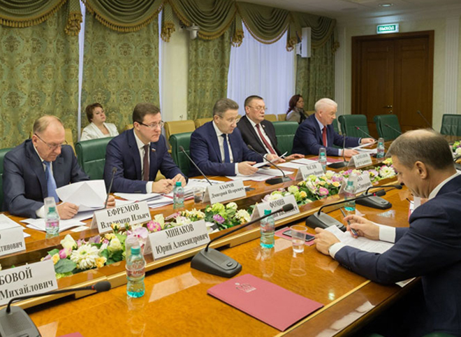 Аркадий Фомин провел заседание комиссии Совета законодателей РФ