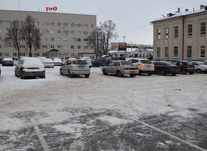 Мэрия подала новый иск к арендатору парковки у Рязани-1