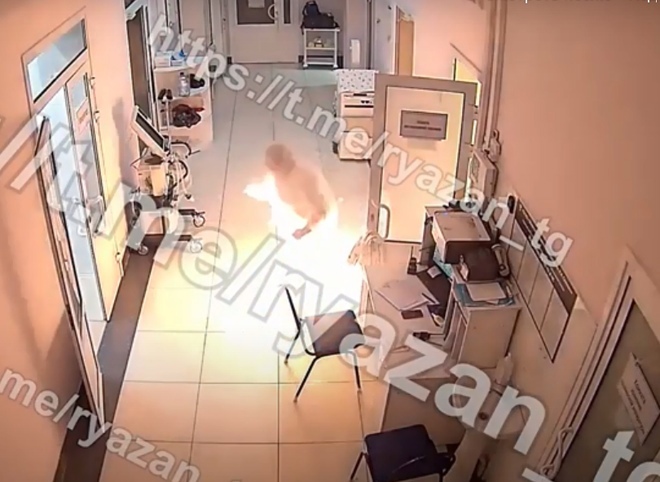 Появилось видео с моментом возгорания в рязанской больнице Семашко