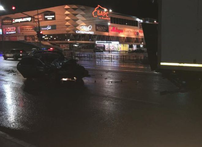 Полиция разыскивает очевидцев смертельного ДТП на Московском шоссе