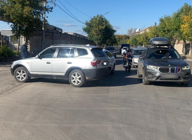 Рязанец на BMW устроил аварию на улице Горького