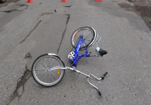 В Скопине мотоцикл сбил 9-летнего ребенка на велосипеде