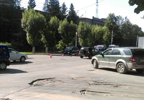 В ДТП на Куйбышевском шоссе пострадал мотоциклист