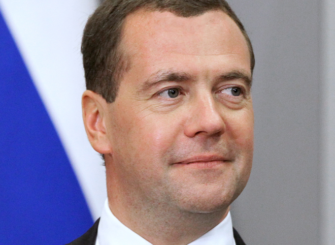 Медведев: рост ВВП РФ по итогам года превысит 2%