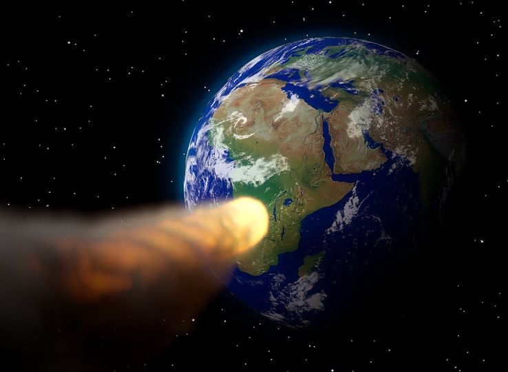 К Земле приближается астероид размером со стадион