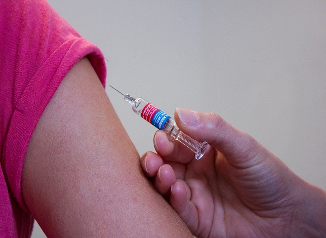 В России стартует массовая вакцинация от коронавируса