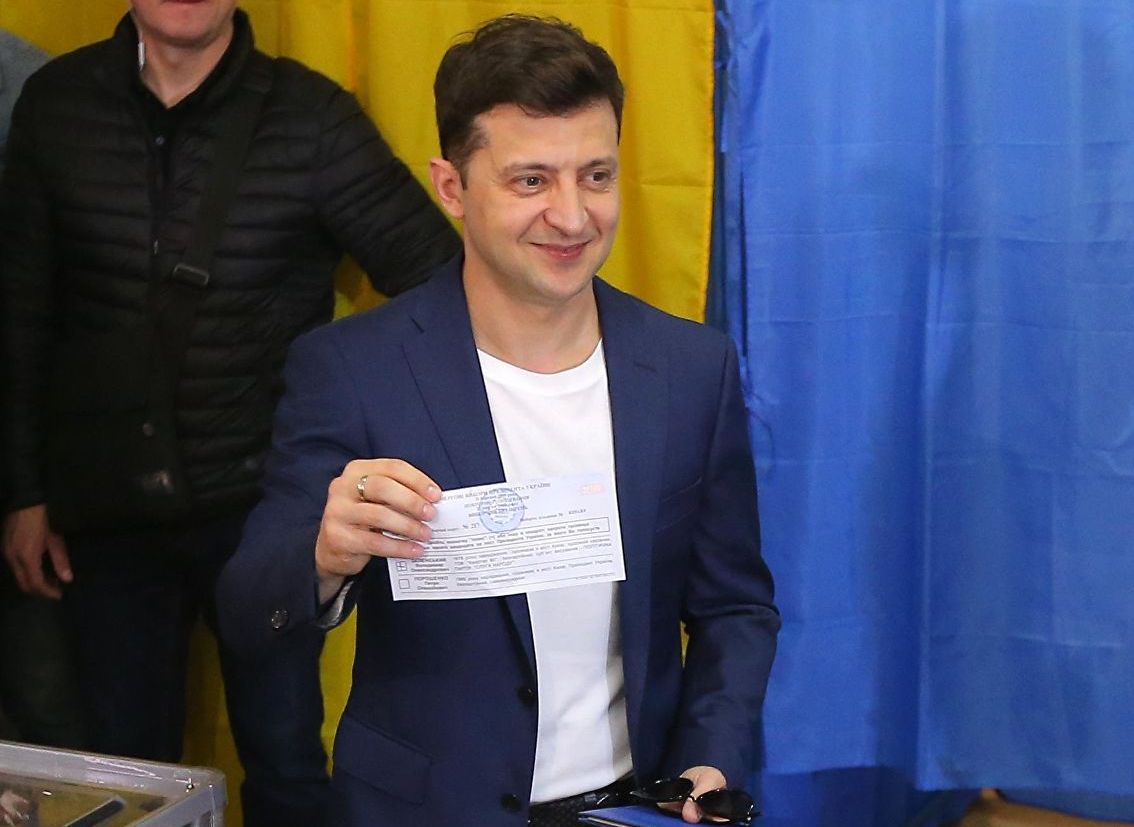СМИ: Зеленский набирает почти 72% на выборах президента Украины
