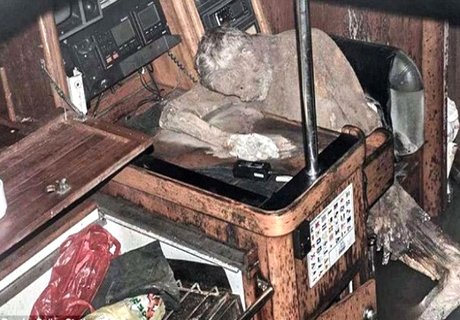 У Филиппин найдена яхта с мумией капитана (видео)