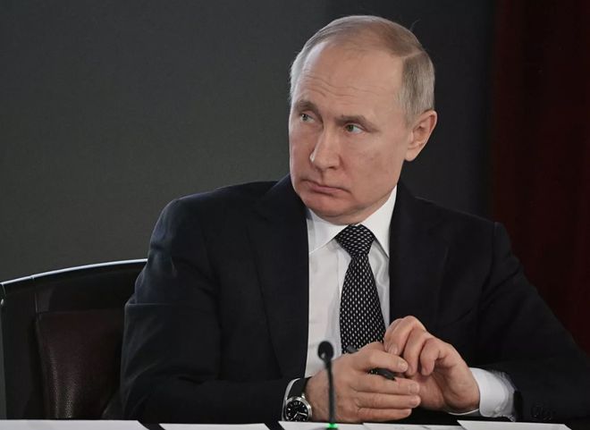 Путин рассказал об идущих из-за границы вбросах по коронавирусу