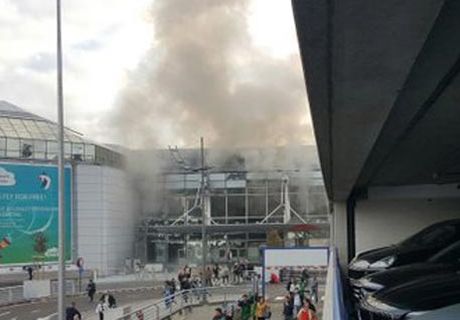 В аэропорту Брюсселя произошло два взрыва (видео)