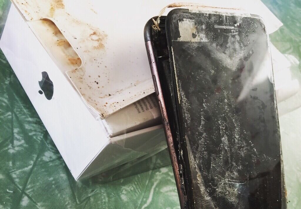 Снимки взорвавшегося iPhone 7 появились в сети