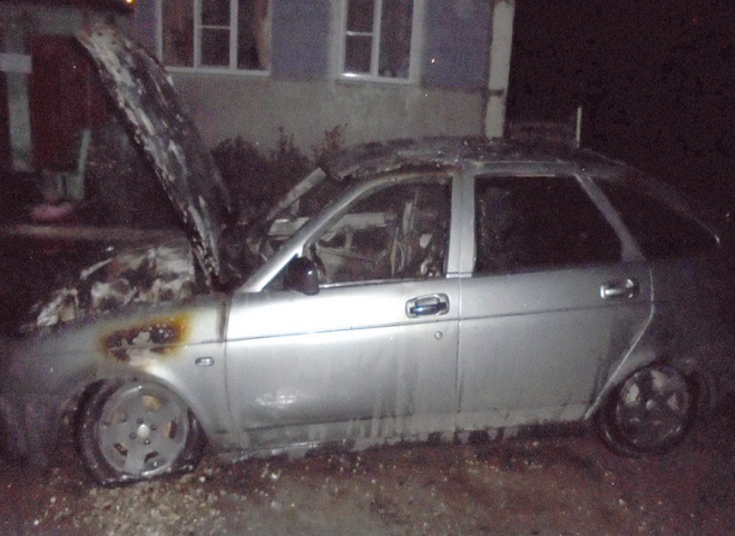 Ночью в Ряжске сгорел автомобиль