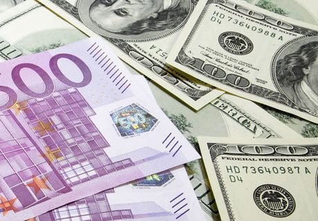 ЦБ поднял официальный курс доллара до 71 рубля