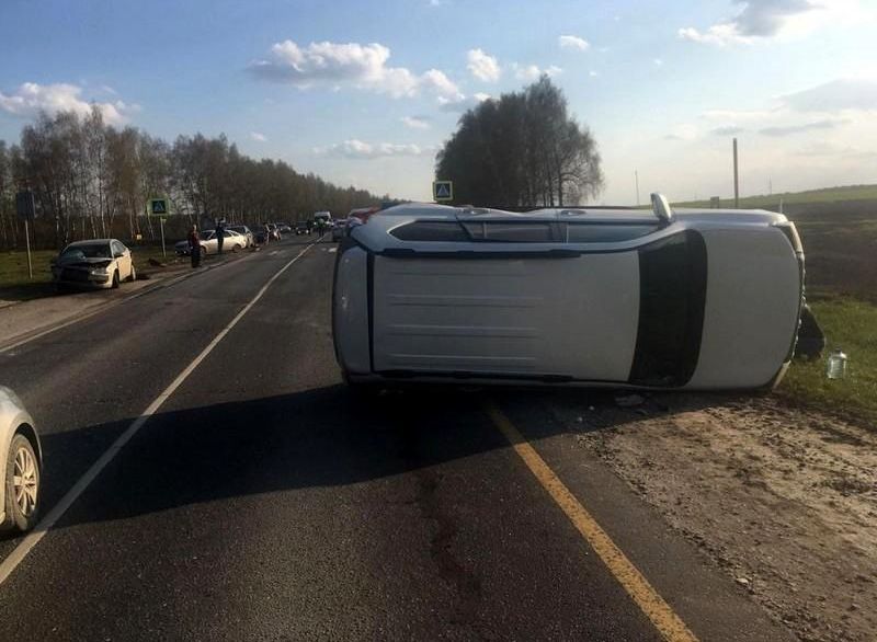 Появились фотографии аварии с Land Cruiser на трассе Рязань – Скопин