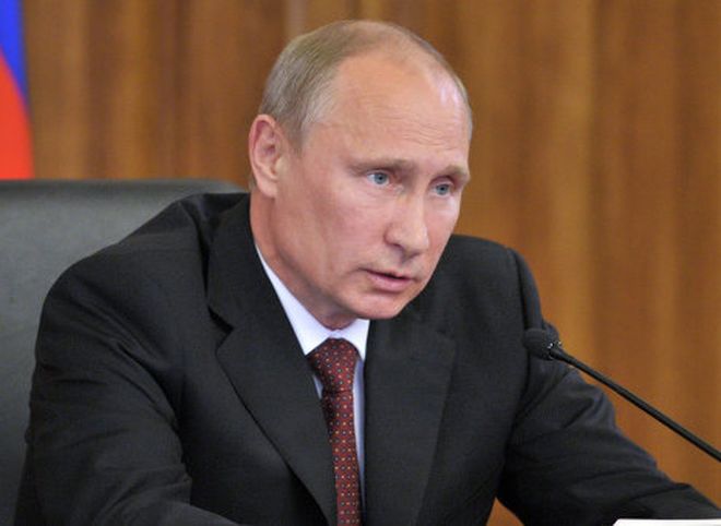 Путин подписал закон о повышении НДС