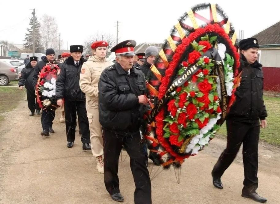 На Кубани похоронили погибшего на Украине выпускника Рязанского училища ВДВ