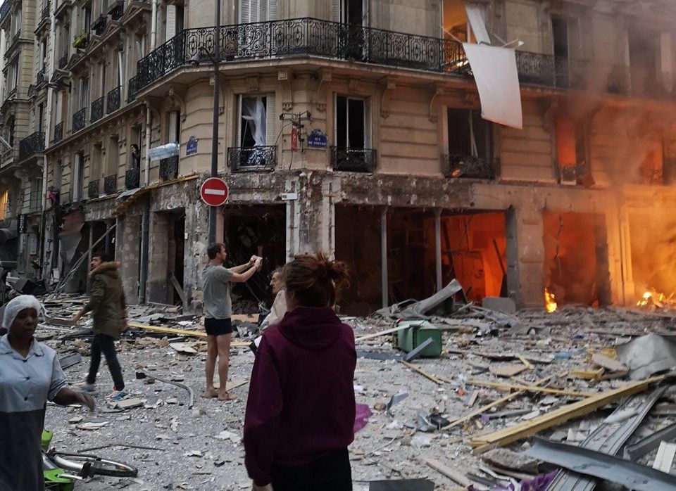 Стала известна причина взрыва в парижской булочной