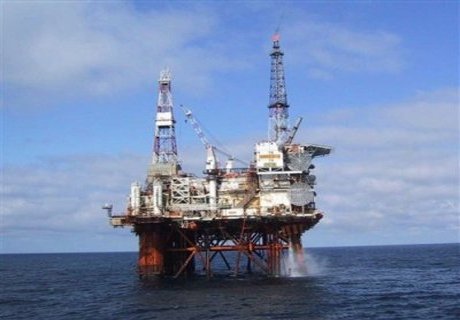 Частным компаниям разрешили добывать нефть на Балтике