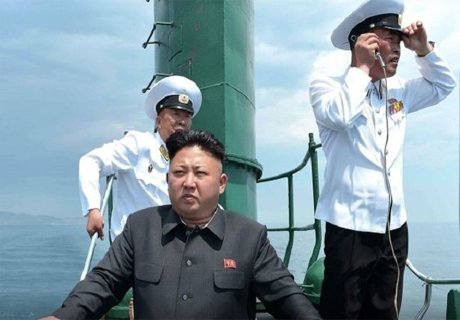 Северная Корея ищет потерянную подводную лодку