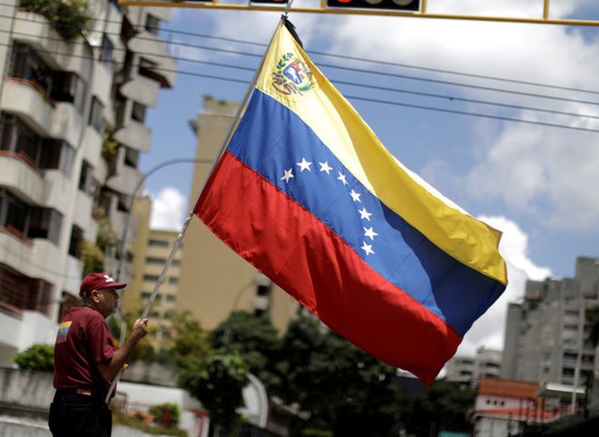 Президент Венесуэлы Николас Мадуро разорвал дипотношения с США