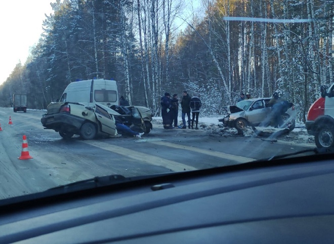 В Клепиковском районе у деревни Рябиновка произошло ДТП с двумя погибшими