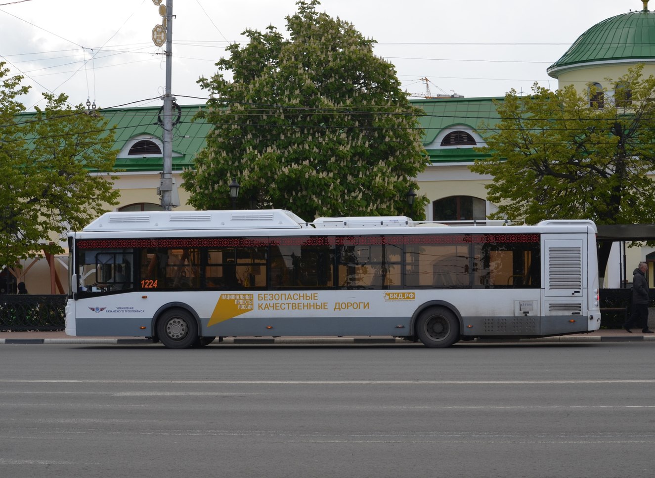 В новых рязанских автобусах пассажиры падают в обморок из-за неработающих  кондиционеров | 01.06.2024 | Рязань - БезФормата