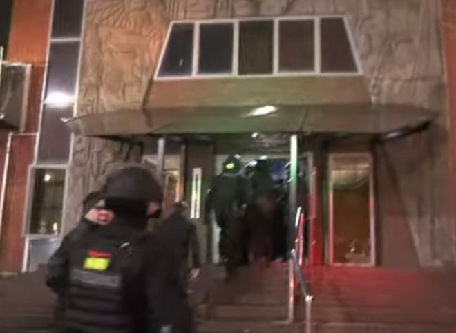 Опубликовано видео полицейского рейда по рязанским ночным клубам