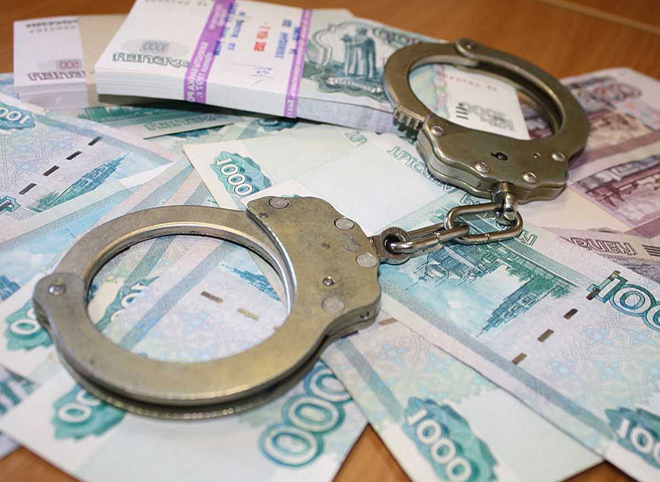 В Рязани осудили попавшегося на взятке чиновника
