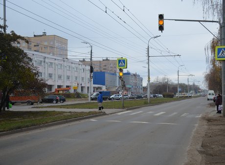 На улице Новоселов сбили школьницу, водитель скрылся