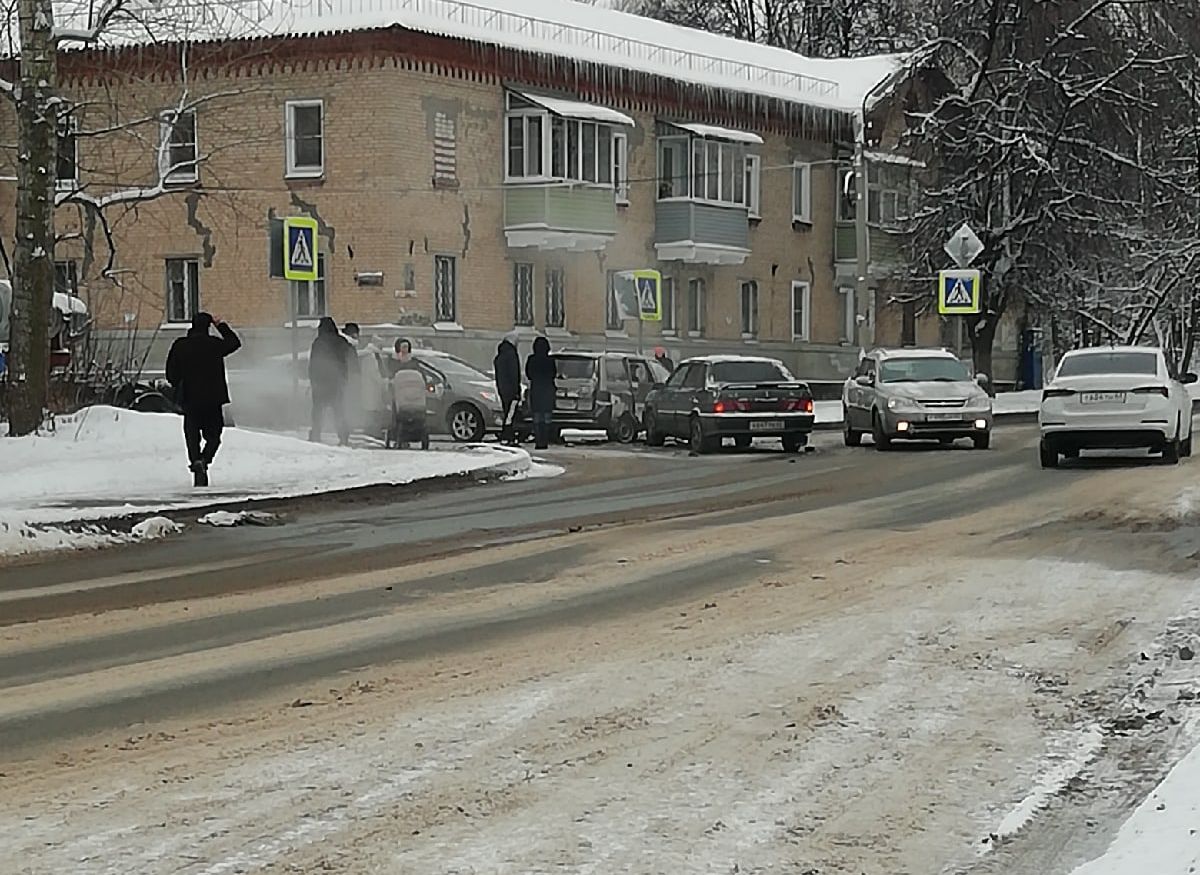 В Горроще столкнулись три автомобиля