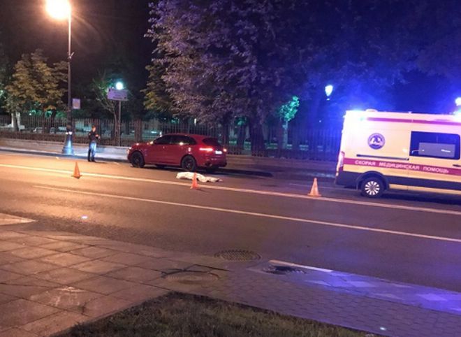 В Петербурге рэпер Brius на Porsche насмерть сбил пешехода